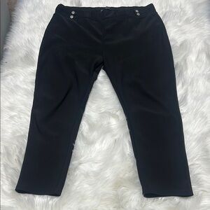 Black Cropped Pants with Button Detail A5